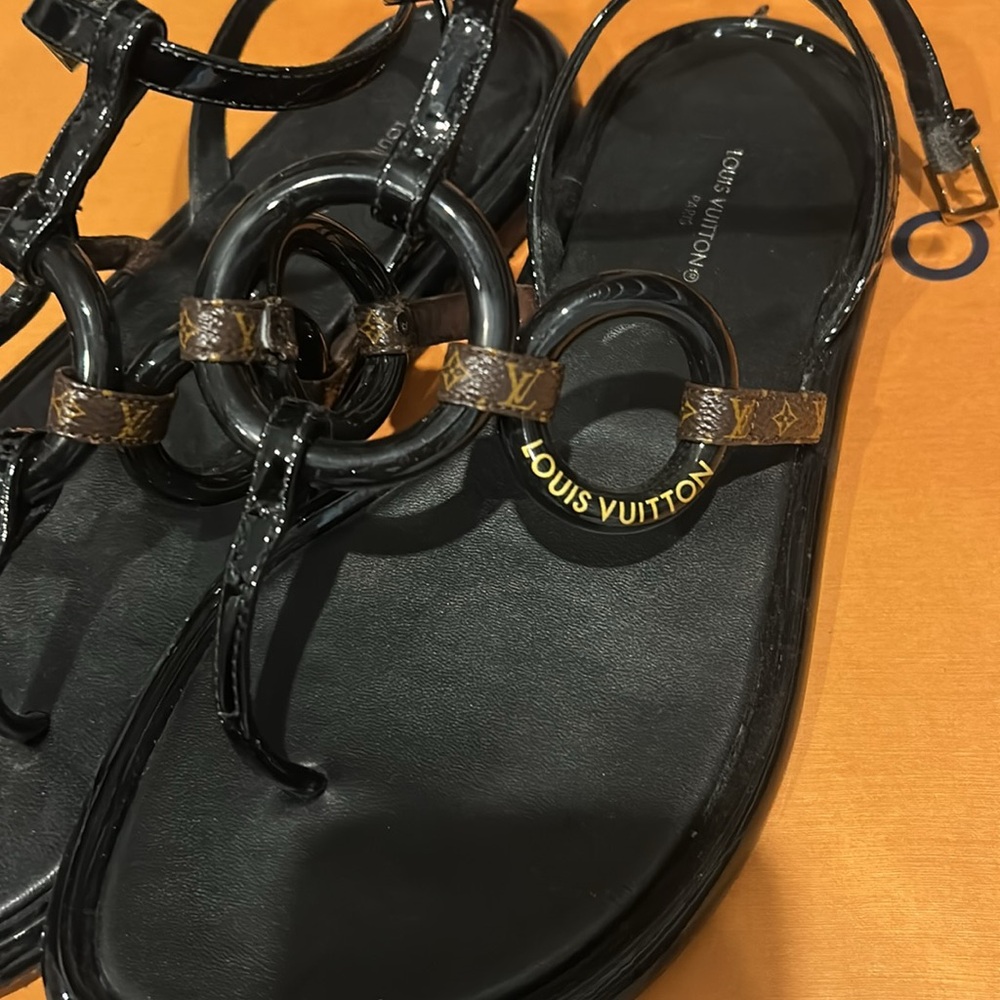 Louis Vuitton black flat sandal - Picture 6 of 6